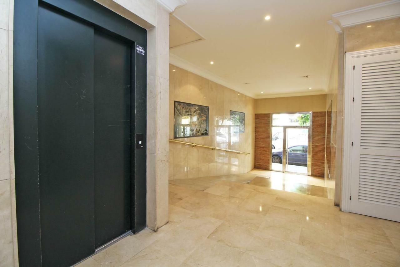 Del Parque Flats Malagueta Beach マラガ エクステリア 写真